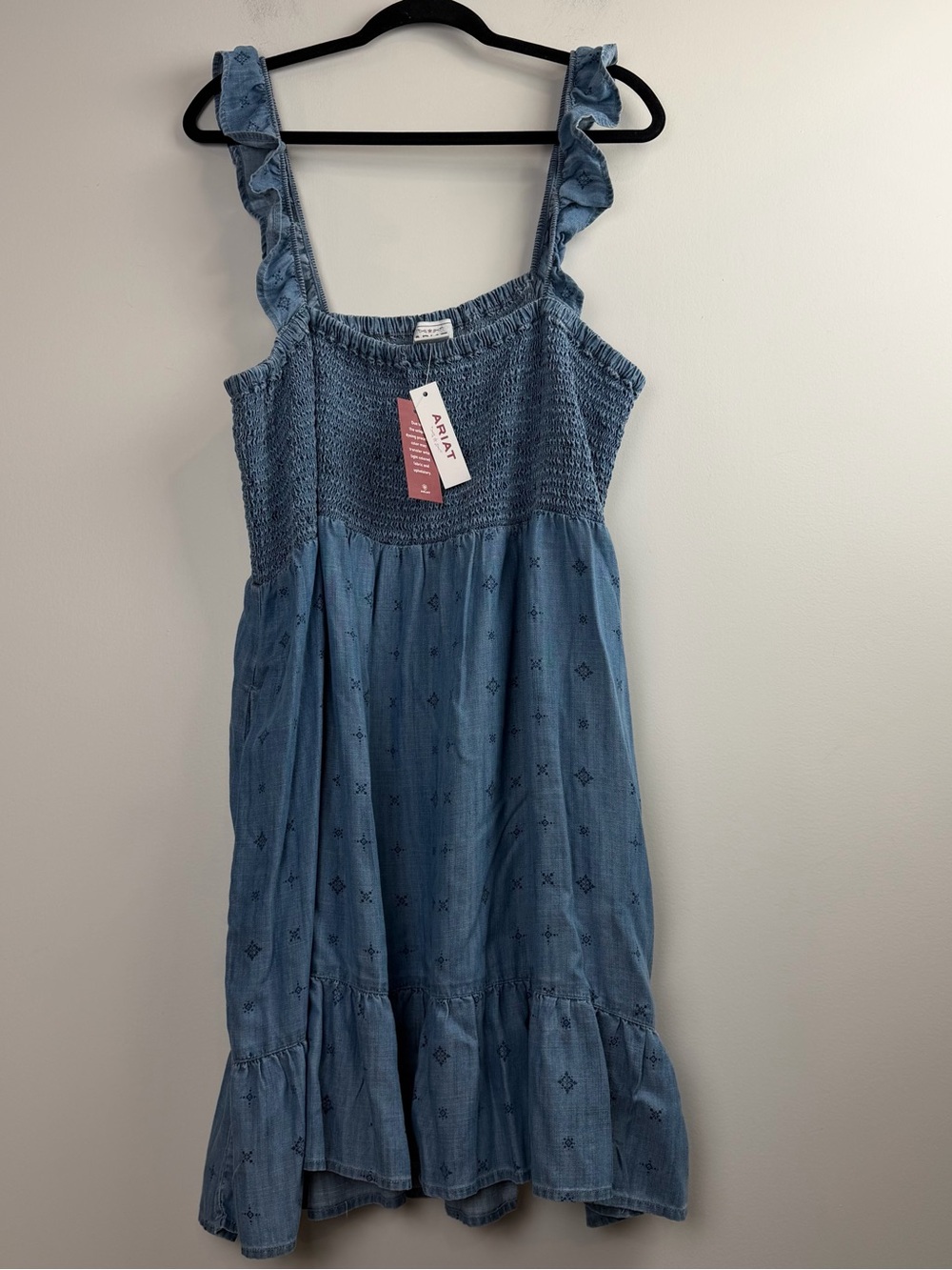 ARIAT Woman’s Sleeveless Blue Short PAISLEY PURSUIT Dress Size XL NWT MSRP $65